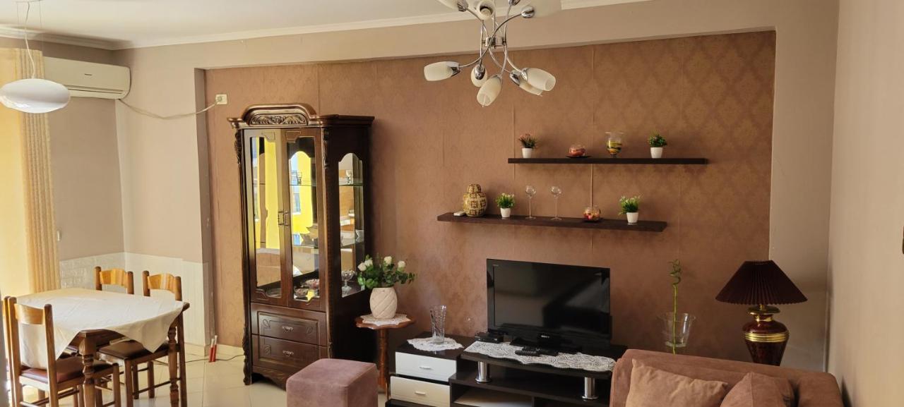 Charming Apartment Lushnjë المظهر الخارجي الصورة