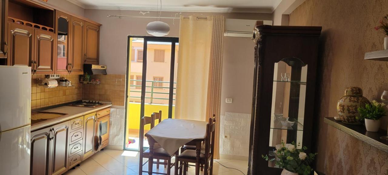 Charming Apartment Lushnjë المظهر الخارجي الصورة